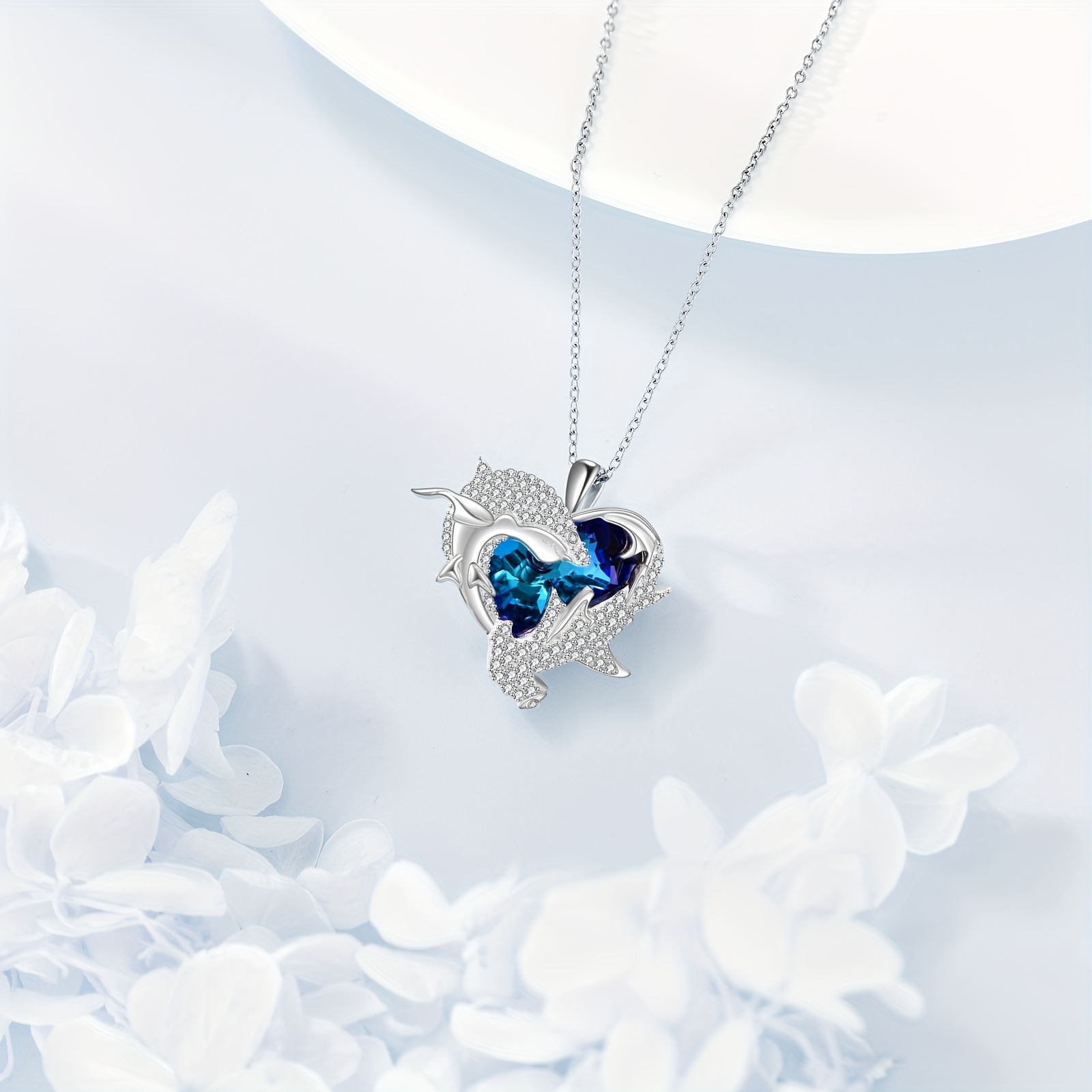 Adjustable Shark Pendant Necklace in 925 Sterling Silver